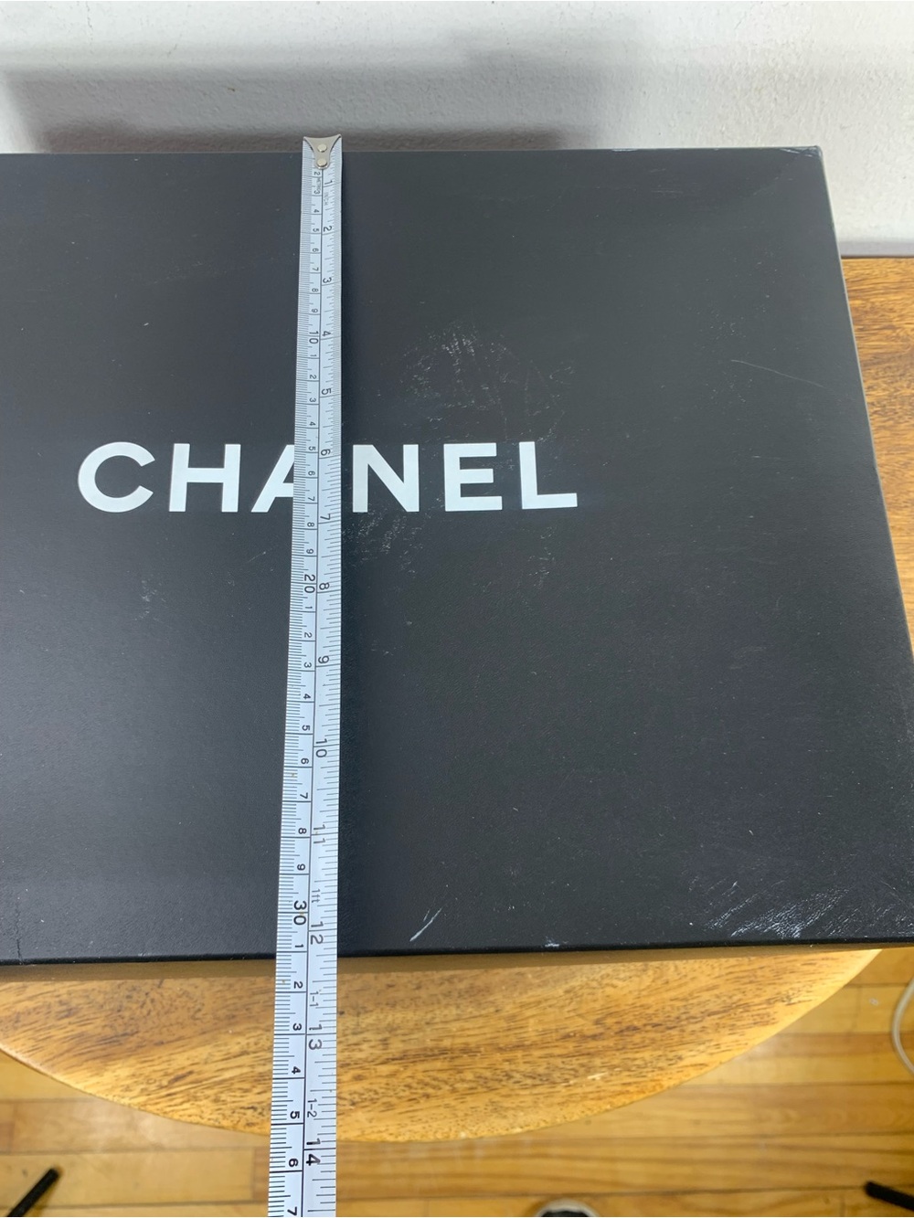 Large Authentic Chanel présentation box - Picture 8 of 9